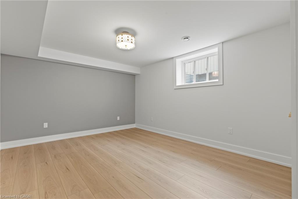 637 Buffalo Road, Fort Erie, ON - Indoor Photo Showing Other Room