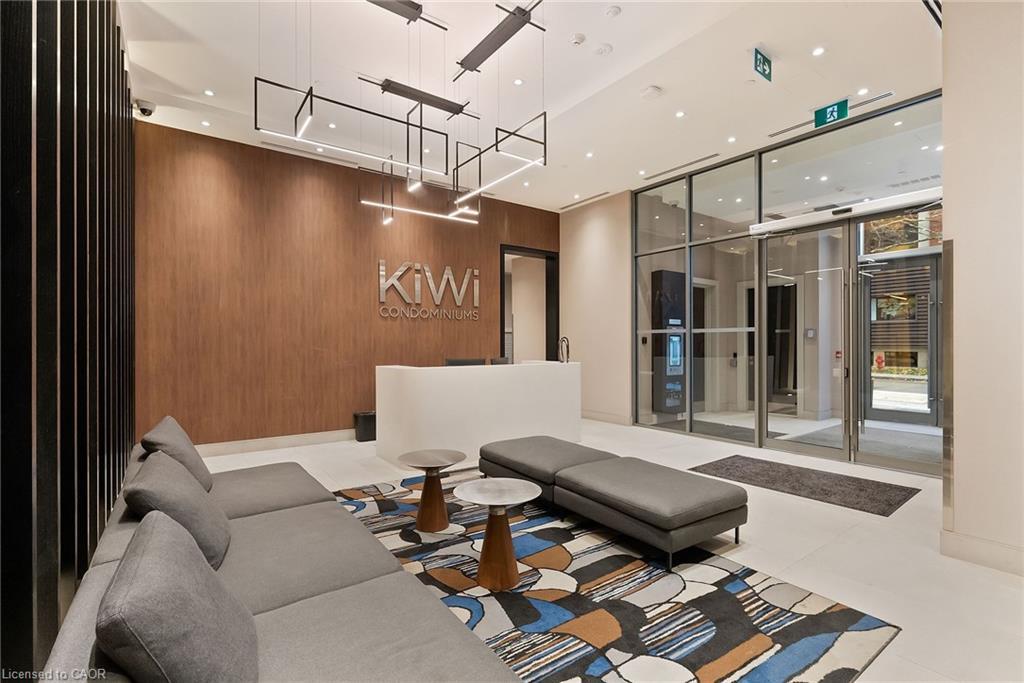 1318-212 King William Street, Hamilton, ON - Indoor