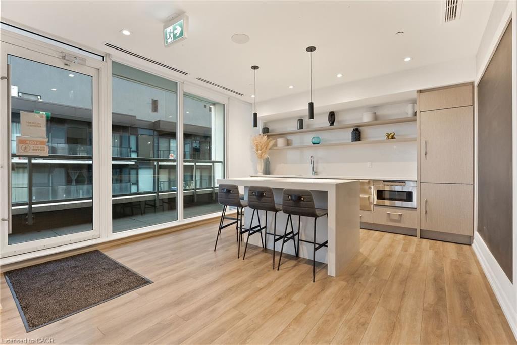 1318-212 King William Street, Hamilton, ON - Indoor Photo Showing Other Room