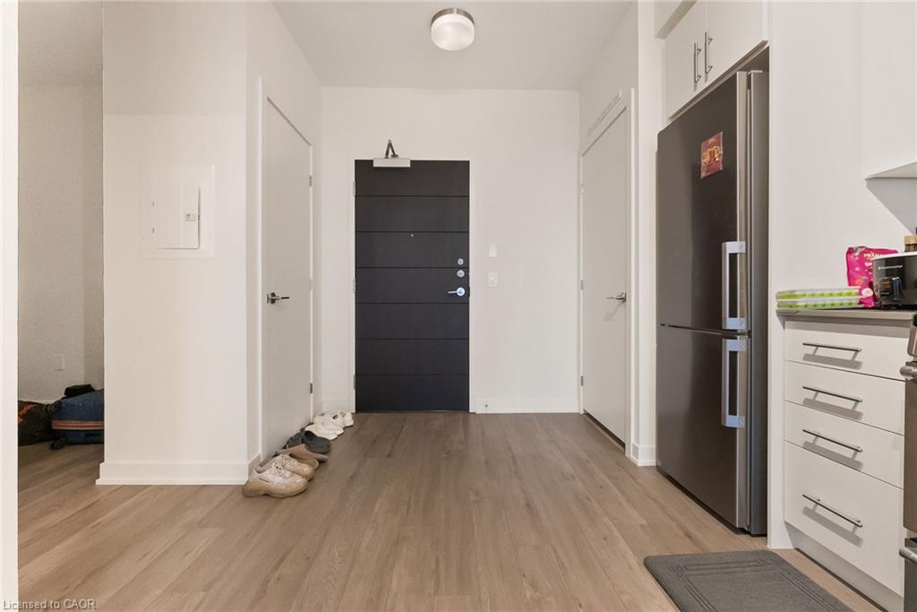 1318-212 King William Street, Hamilton, ON - Indoor