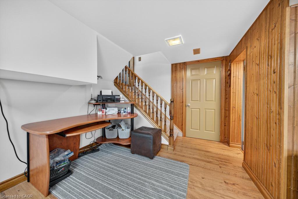 117 Sunrise Drive, Hamilton, ON - Indoor Photo Showing Other Room