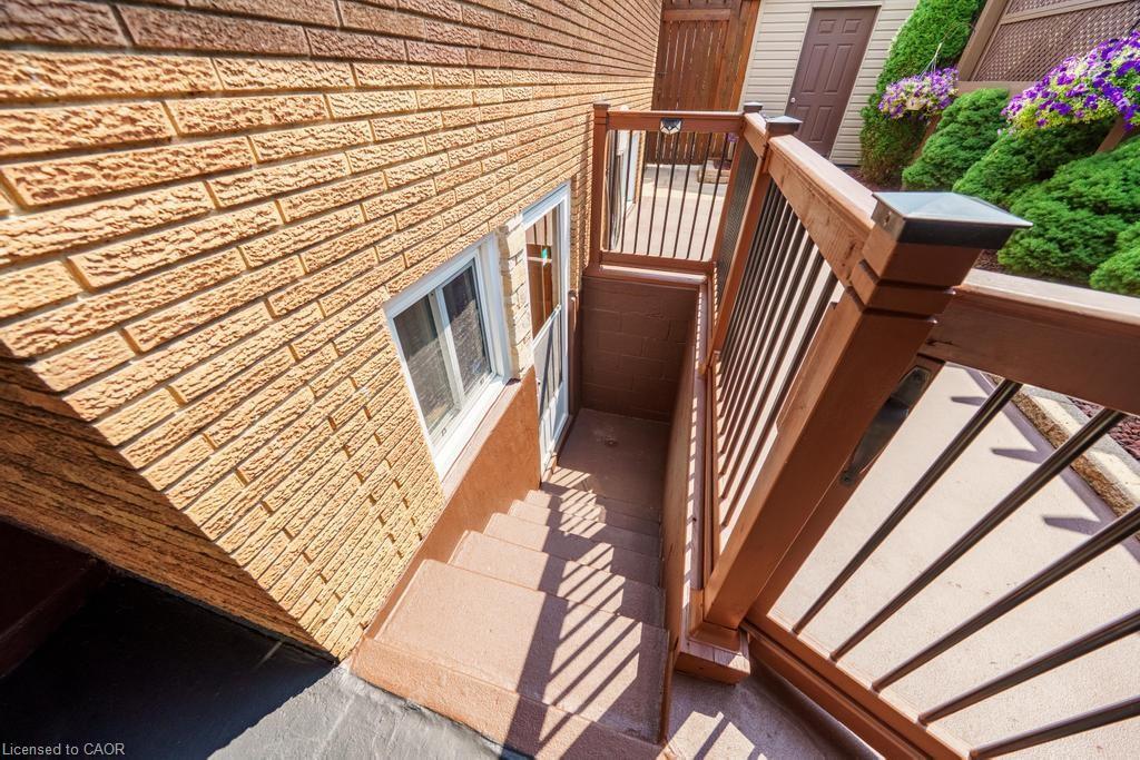 117 Sunrise Drive, Hamilton, ON - Outdoor With Exterior