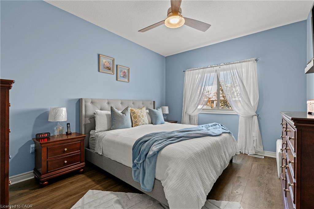 19-9440 Eagle Ridge Drive, Niagara Falls, ON - Indoor Photo Showing Bedroom