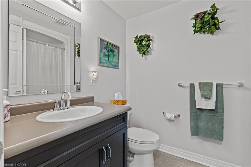 19-9440 Eagle Ridge Drive, Niagara Falls, ON - Indoor Photo Showing Bathroom