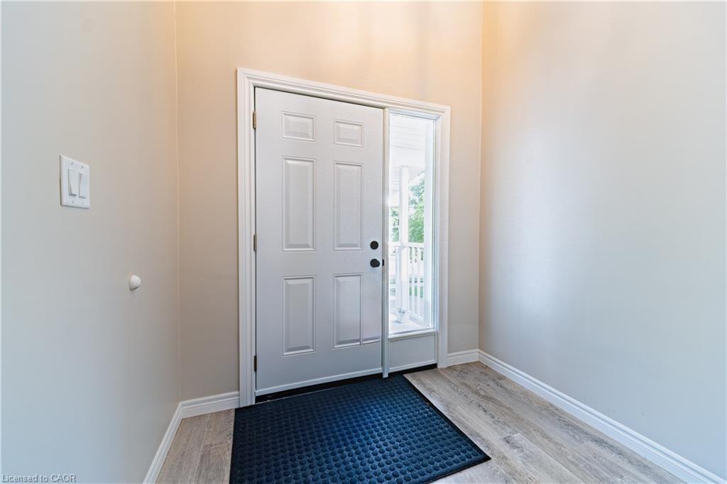 100 North Park Street, Brantford, ON - Indoor Photo Showing Other Room