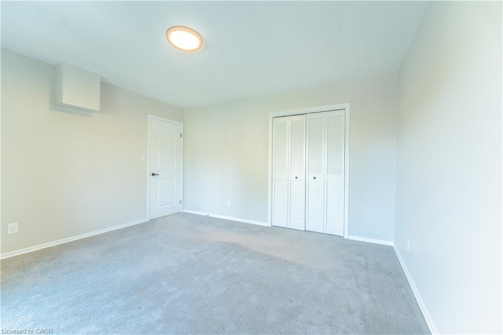 100 North Park Street, Brantford, ON - Indoor Photo Showing Other Room