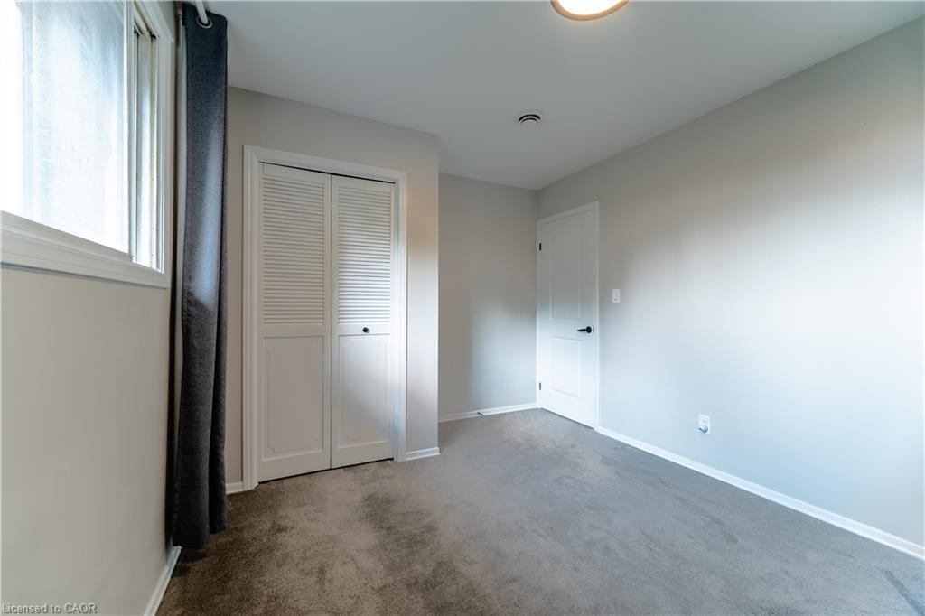 100 North Park Street, Brantford, ON - Indoor Photo Showing Other Room