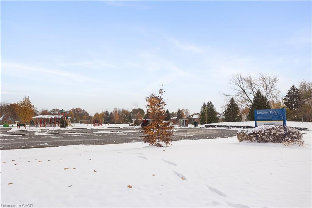 1486 Reynolds Avenue, Burlington, ON - Outdoor With View