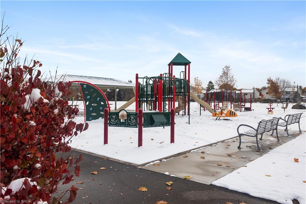 1486 Reynolds Avenue, Burlington, ON - Outdoor