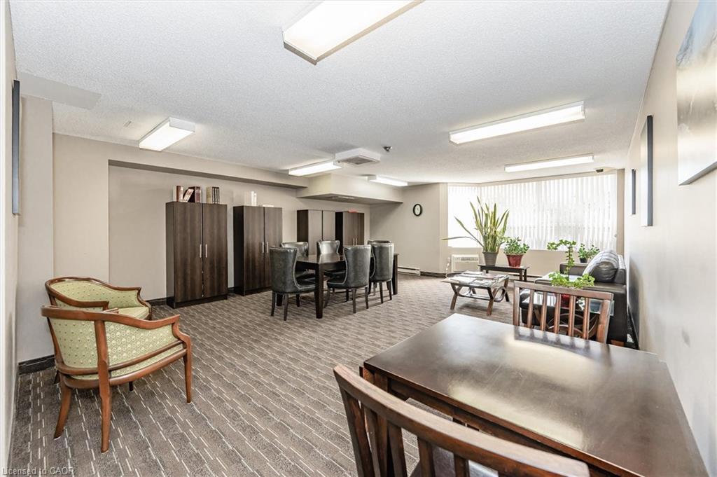 1410-35 Green Valley Drive, Kitchener, ON - Indoor