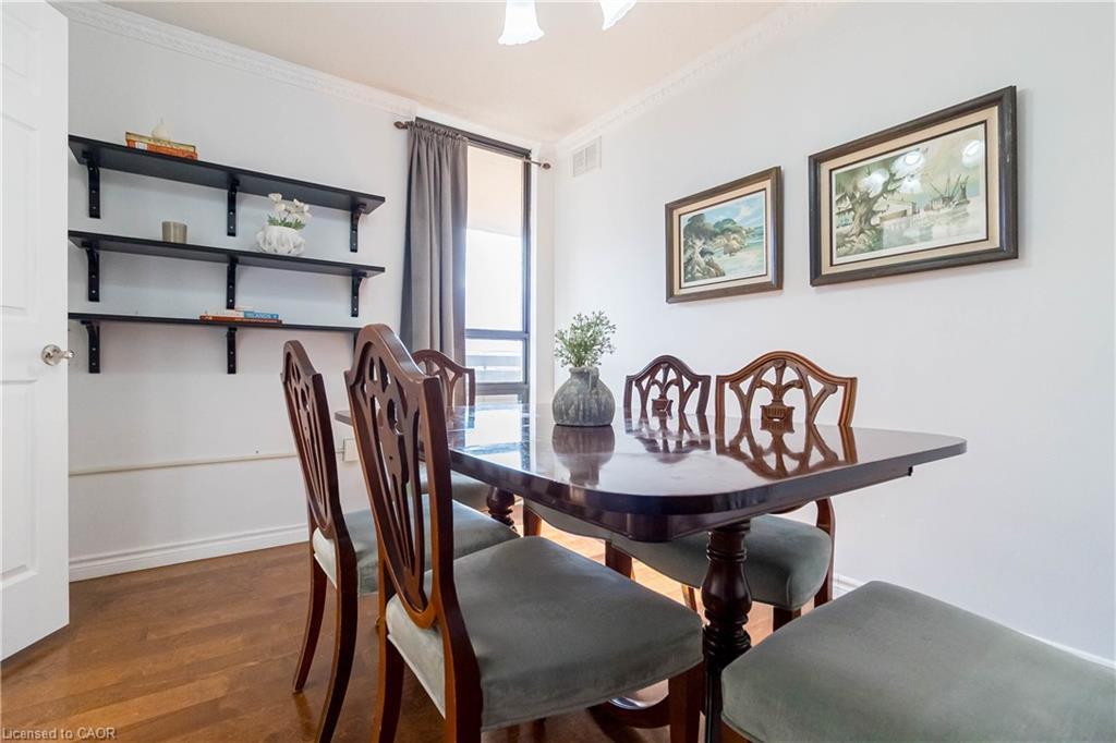 1003-222 Jackson Street W, Hamilton, ON - Indoor Photo Showing Dining Room