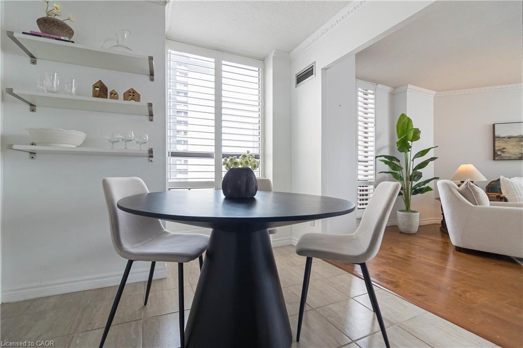 1003-222 Jackson Street W, Hamilton, ON - Indoor