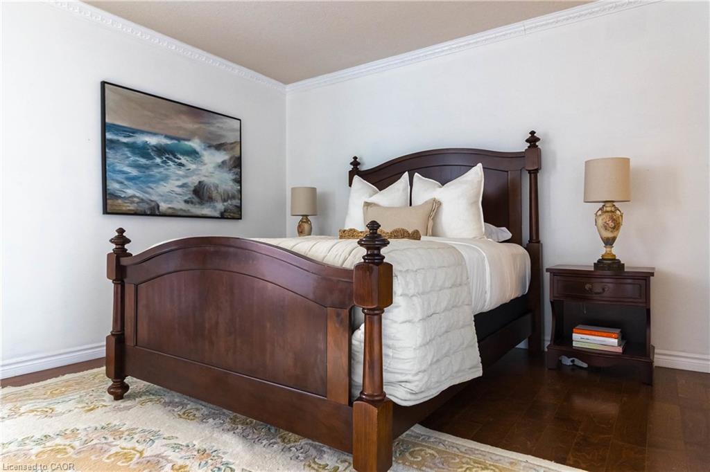 1003-222 Jackson Street W, Hamilton, ON - Indoor Photo Showing Bedroom