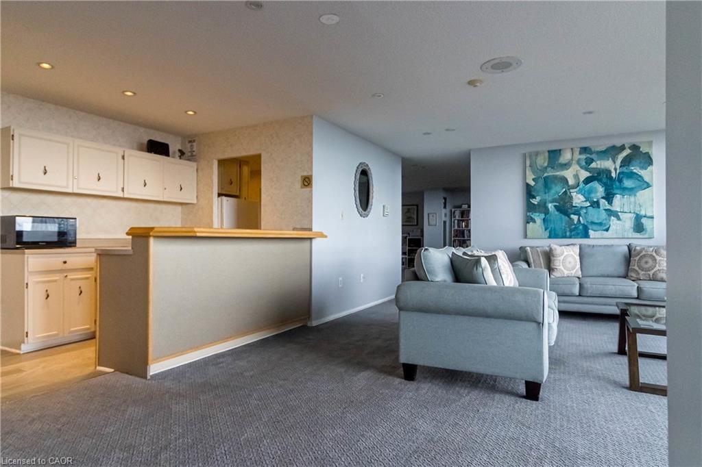 1003-222 Jackson Street W, Hamilton, ON - Indoor