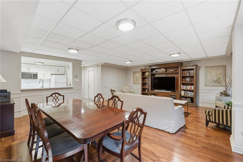 403-430 Pearl Street, Burlington, ON - Indoor Photo Showing Dining Room