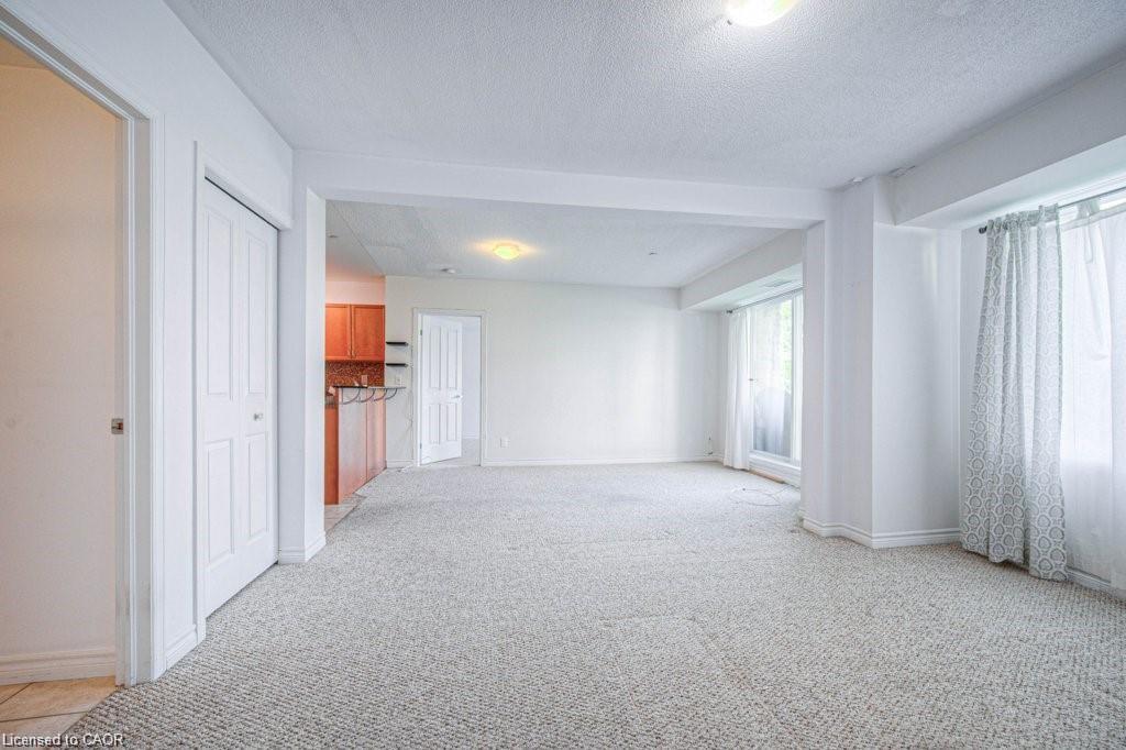 104-8 Harris Street, Cambridge, ON - Indoor Photo Showing Other Room