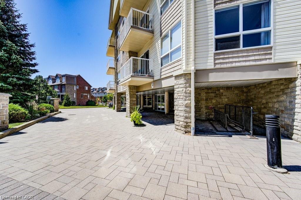 104-8 Harris Street, Cambridge, ON - Outdoor