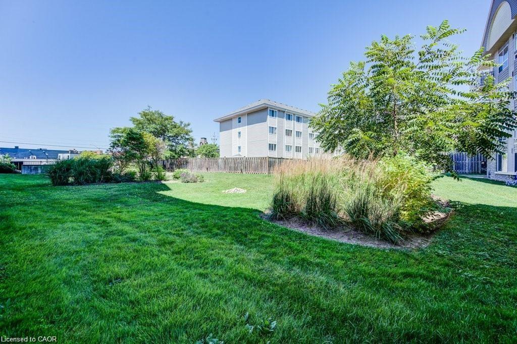 104-8 Harris Street, Cambridge, ON - Outdoor