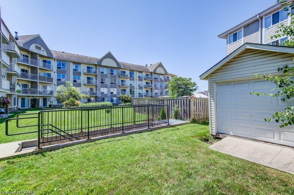 104-8 Harris Street, Cambridge, ON - Outdoor