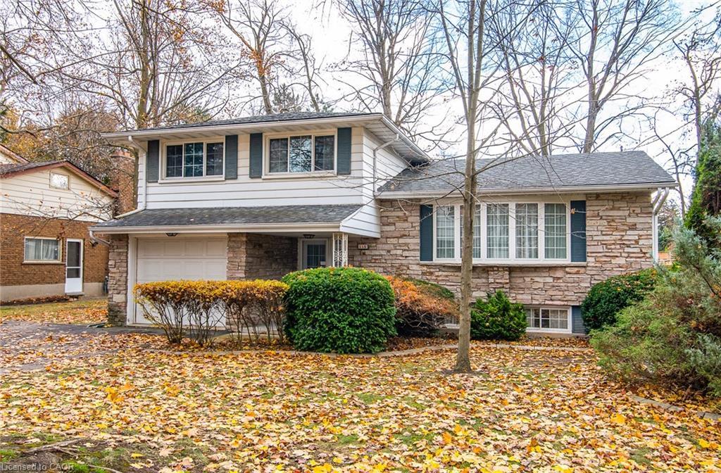 155 Shuh Avenue, Kitchener, ON - Outdoor With Facade