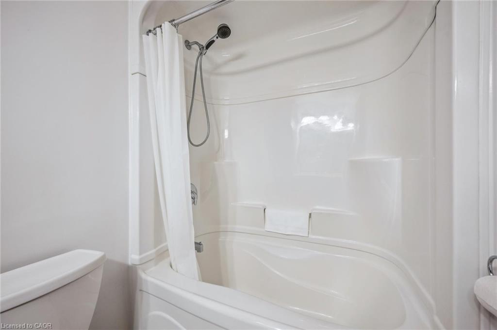 117 Partridge Place, Waterloo, ON - Indoor Photo Showing Bathroom