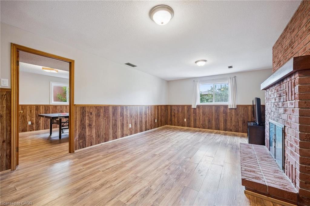 117 Partridge Place, Waterloo, ON - Indoor Photo Showing Other Room With Fireplace