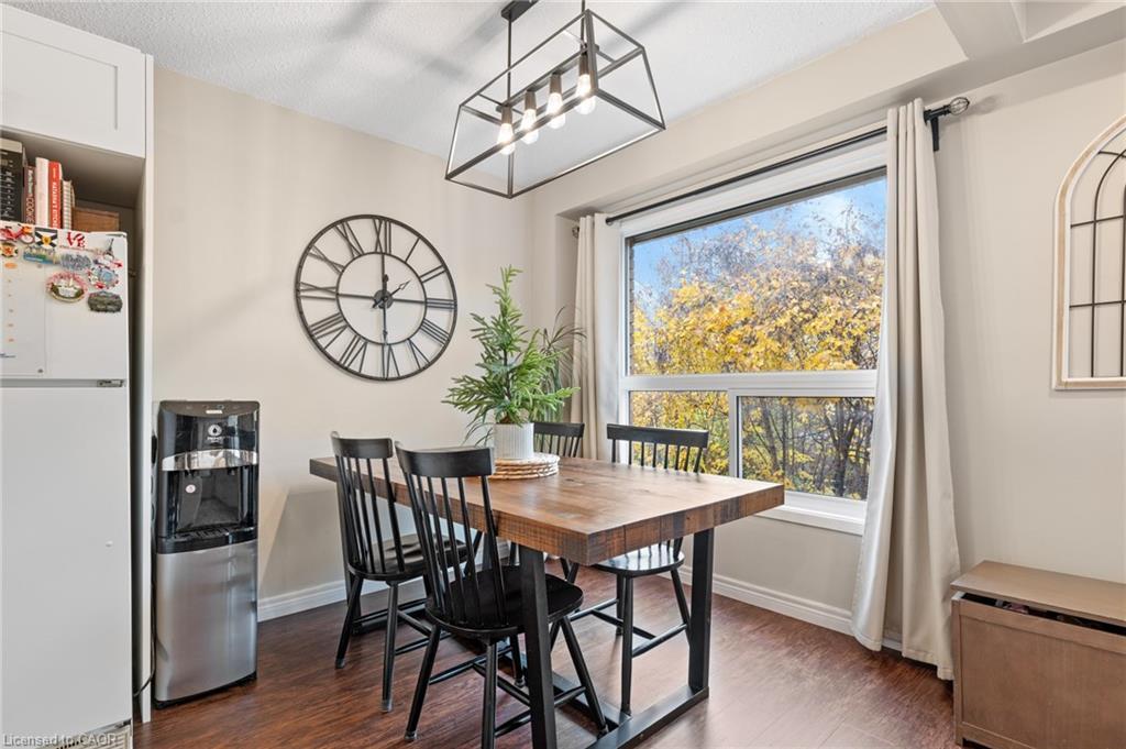 42-286 Cushman Road, St. Catharines, ON - Indoor Photo Showing Dining Room
