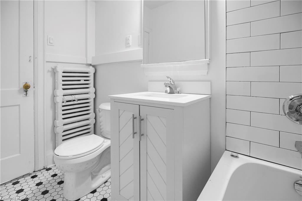 5-312 Aberdeen Avenue, Hamilton, ON - Indoor