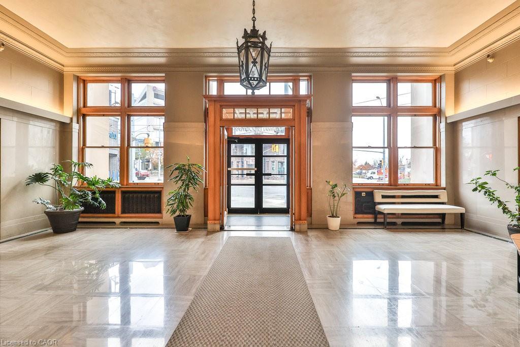 424-404 King Street W, Kitchener, ON - Indoor Photo Showing Other Room