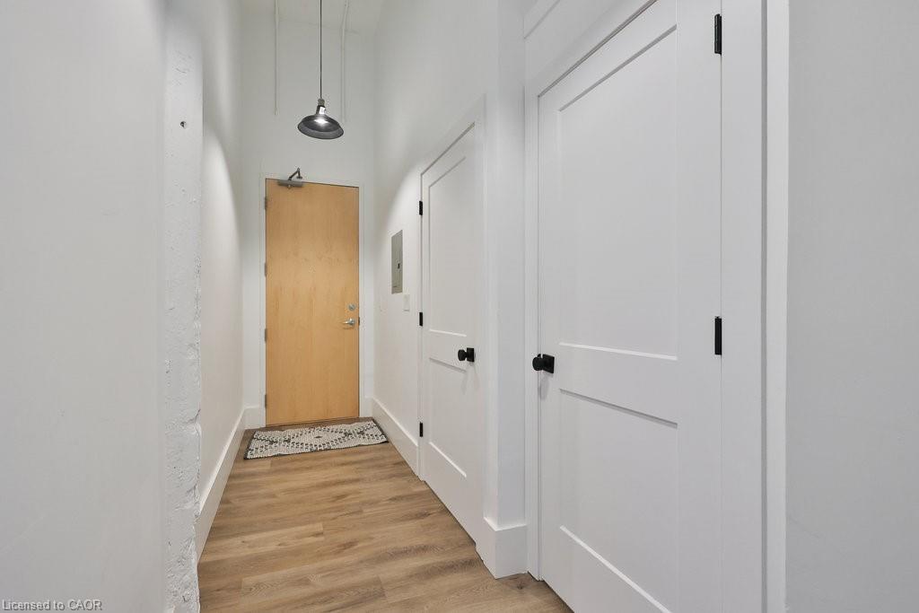 424-404 King Street W, Kitchener, ON - Indoor Photo Showing Other Room