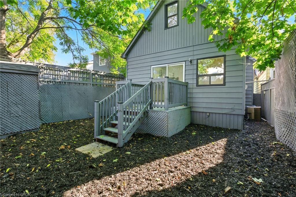 9 Alice Street, Hamilton, ON - Outdoor With Exterior