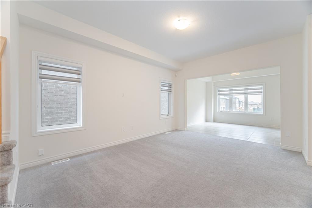 32 George Brier Drive W, Paris, ON - Indoor Photo Showing Other Room