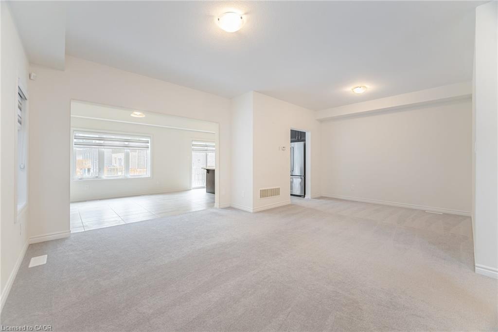 32 George Brier Drive W, Paris, ON - Indoor Photo Showing Other Room