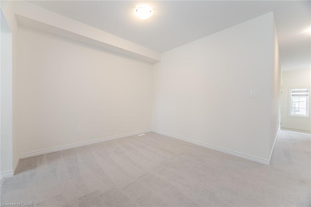 32 George Brier Drive W, Paris, ON - Indoor Photo Showing Other Room