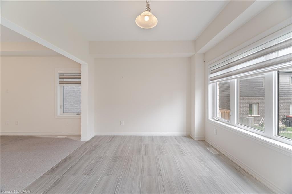 32 George Brier Drive W, Paris, ON - Indoor Photo Showing Other Room