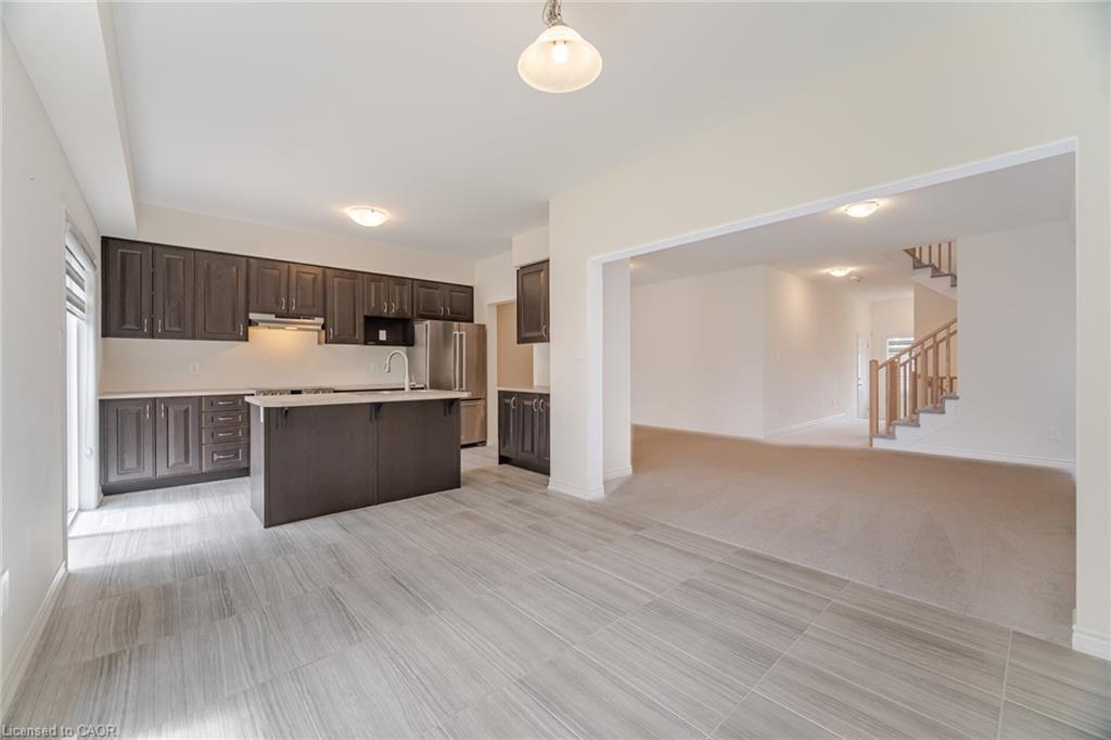 32 George Brier Drive W, Paris, ON - Indoor Photo Showing Kitchen