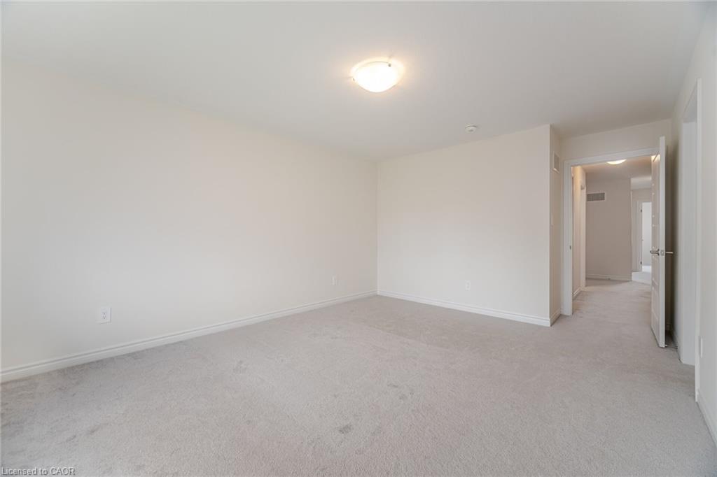 32 George Brier Drive W, Paris, ON - Indoor Photo Showing Other Room