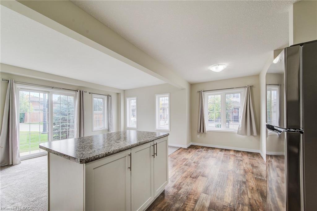 40-50 Pinnacle Drive, Kitchener, ON - Indoor