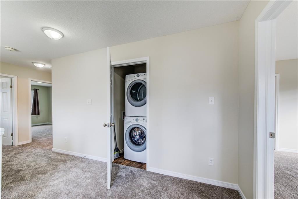 40-50 Pinnacle Drive, Kitchener, ON - Indoor Photo Showing Laundry Room
