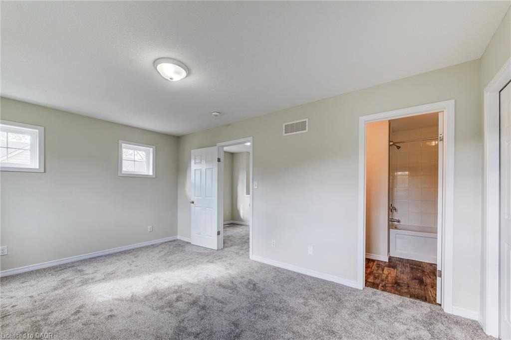 40-50 Pinnacle Drive, Kitchener, ON - Indoor