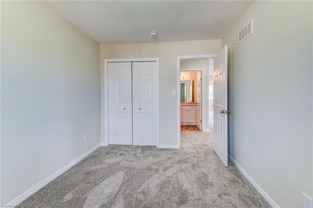 40-50 Pinnacle Drive, Kitchener, ON - Indoor