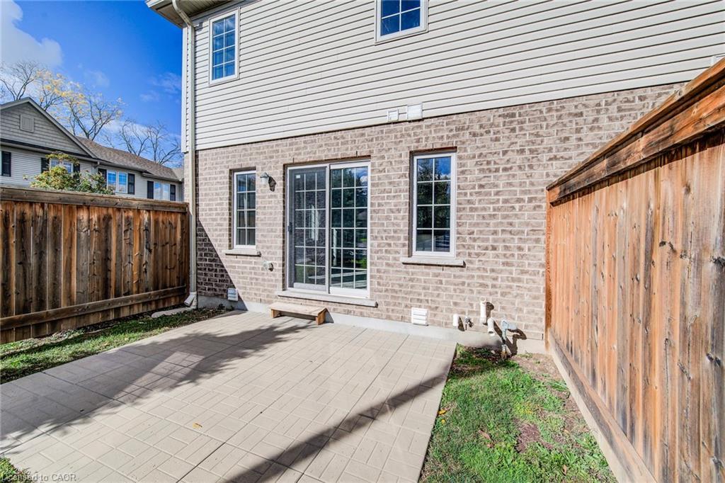 40-50 Pinnacle Drive, Kitchener, ON - Outdoor With Exterior