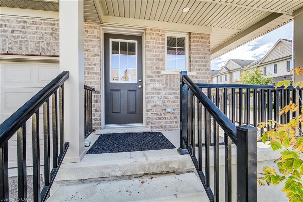 40-50 Pinnacle Drive, Kitchener, ON - Outdoor With Deck Patio Veranda With Exterior