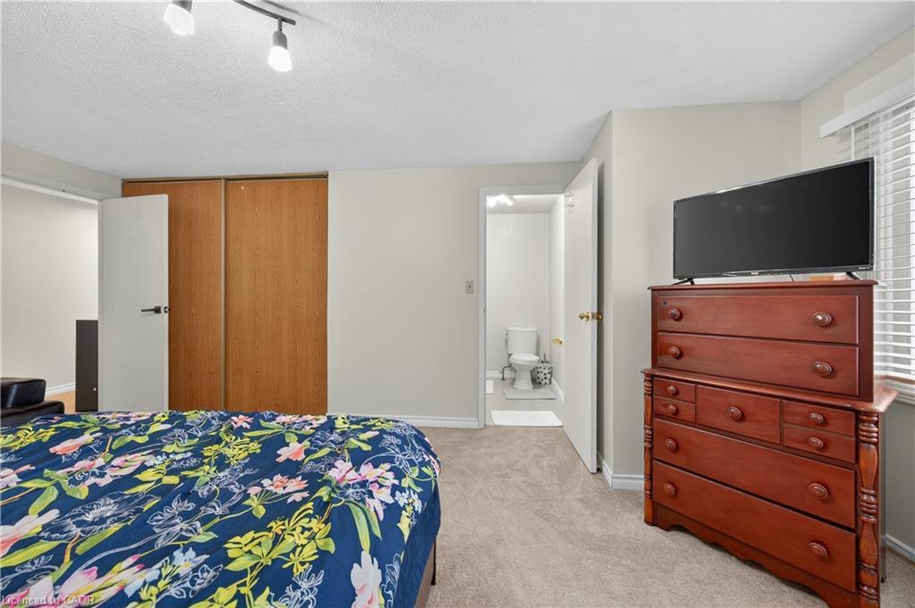 86-860 Rymal Square E, Hamilton, ON - Indoor Photo Showing Bedroom