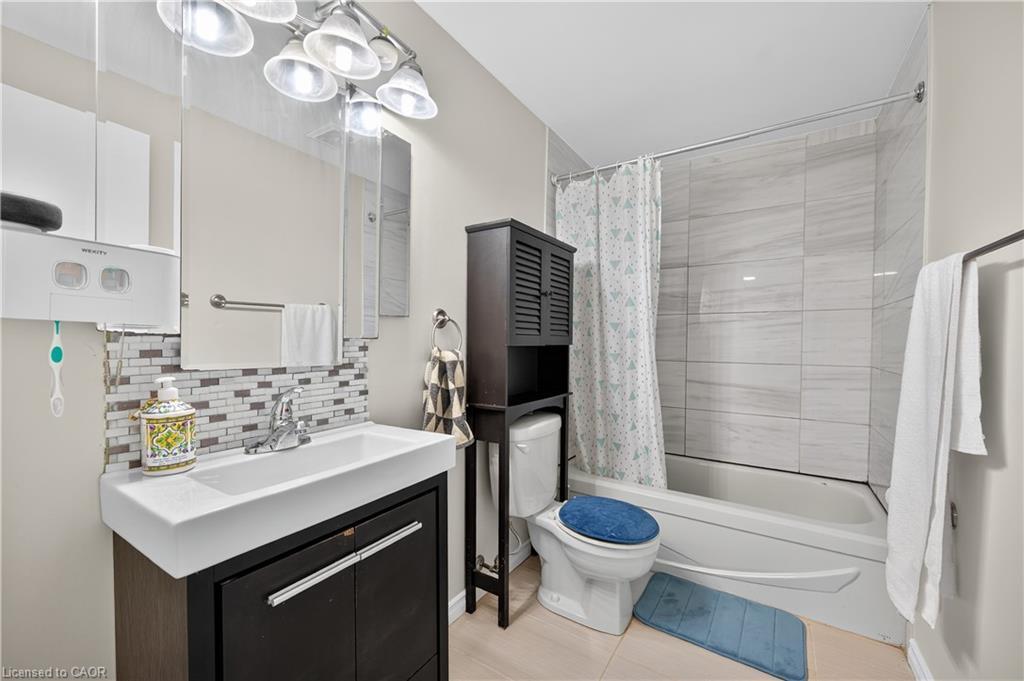 86-860 Rymal Square E, Hamilton, ON - Indoor Photo Showing Bathroom