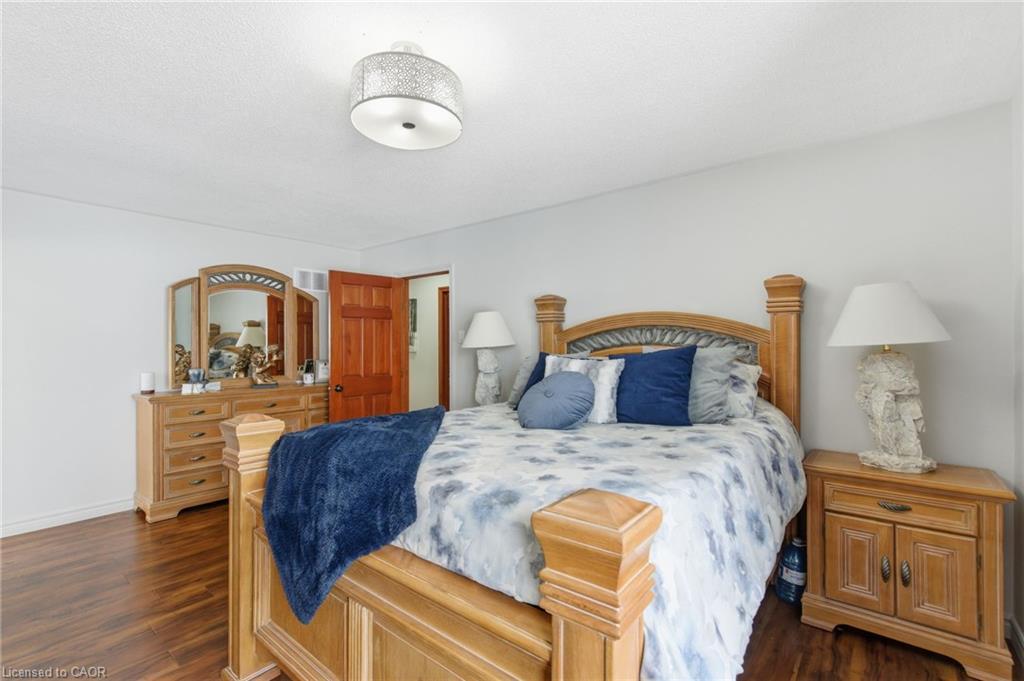 3810 River Road, Caledonia, ON - Indoor Photo Showing Bedroom