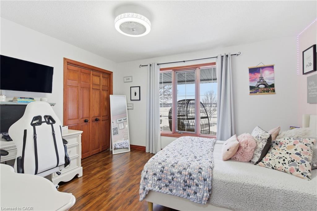 3810 River Road, Caledonia, ON - Indoor Photo Showing Bedroom