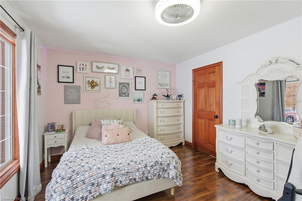 3810 River Road, Caledonia, ON - Indoor Photo Showing Bedroom