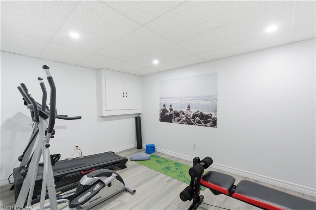 3810 River Road, Caledonia, ON - Indoor Photo Showing Gym Room