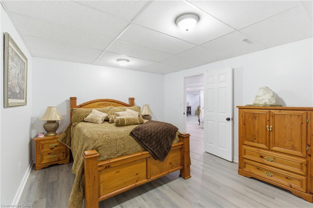 3810 River Road, Caledonia, ON - Indoor Photo Showing Bedroom